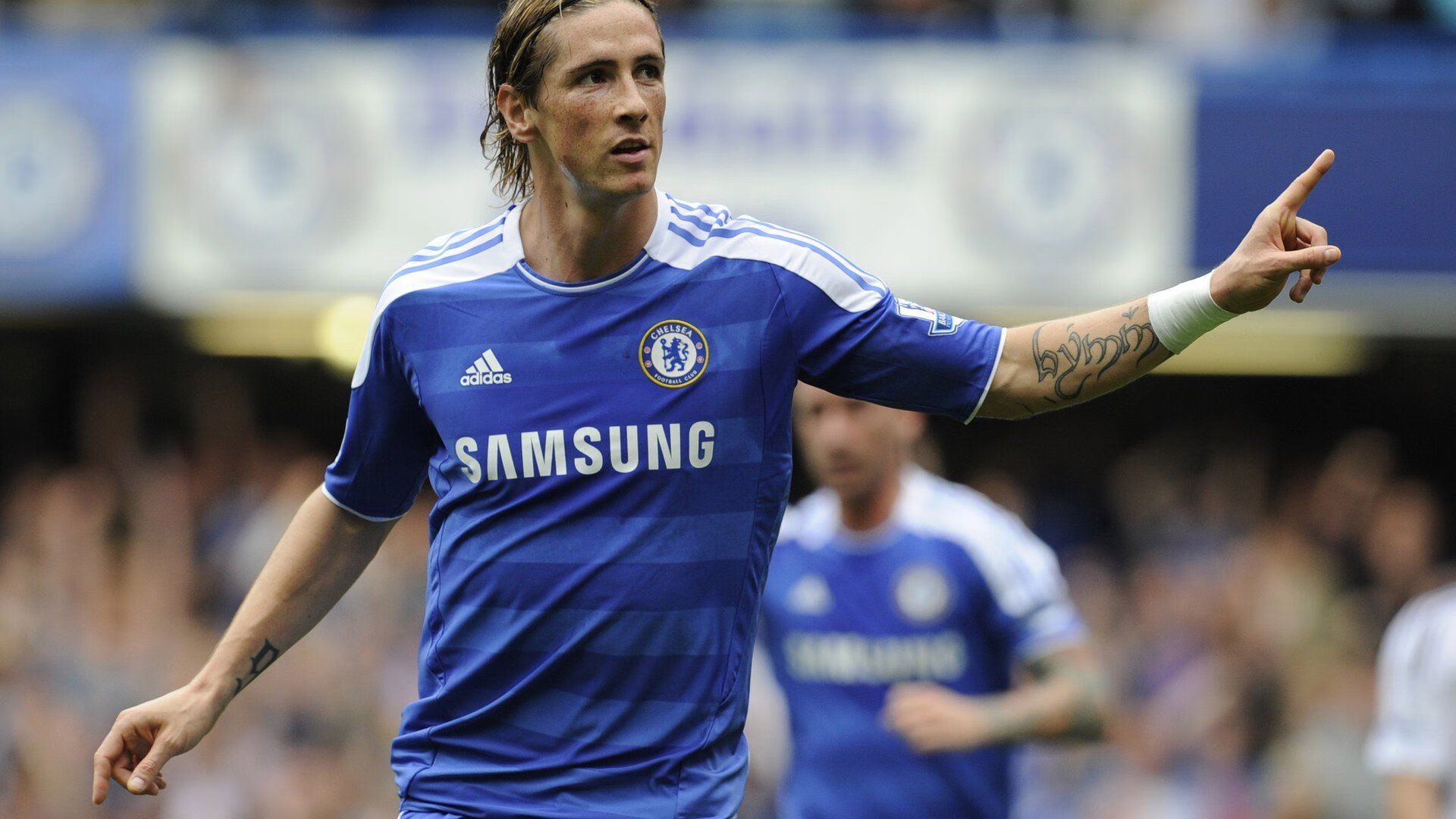 惊天冷门！慈善赛变传奇战场，38岁C罗绝杀曼城，一夜重塑葡萄牙魂